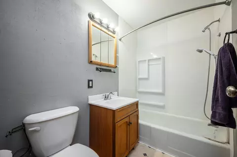 Bath - 1445 11th Ave, Windom, MN 56101 photo 1 of 1