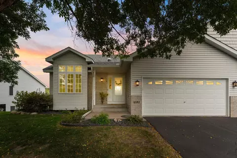 4591 19th St SW, Forest Lake, MN 55025