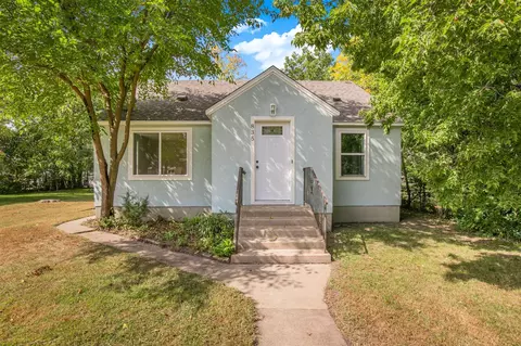 835 34th Ave N, Saint Cloud, MN 56303