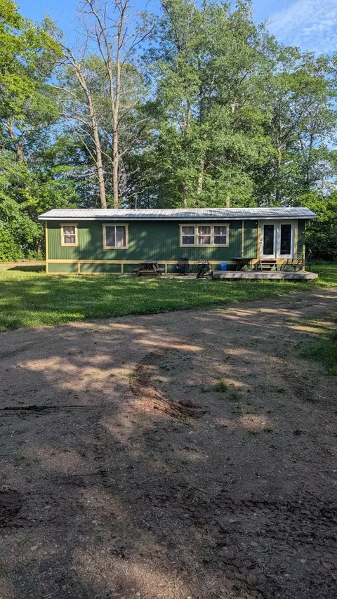 32 Nnn 290th St, Glen Twp, MN 55072