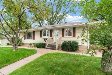 758 109th Ave NW, Coon Rapids, MN 55448