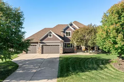 6275 W Shadow Lake Dr, Lino Lakes, MN 55014