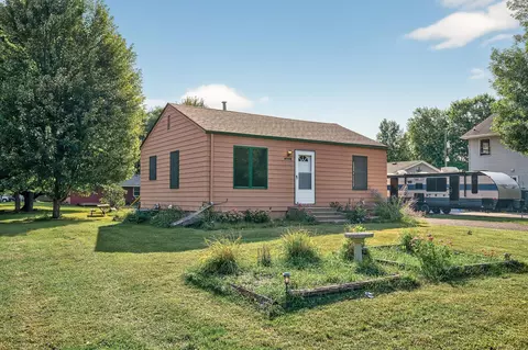 6288 Florida Ave N, Brooklyn Park, MN 55428