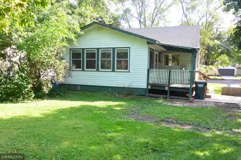 Exterior - 1421 14th St E, Glencoe, MN 55336 photo 2 of 2