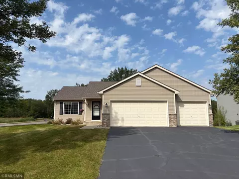 240 Douglas Dr S, Annandale, MN 55302
