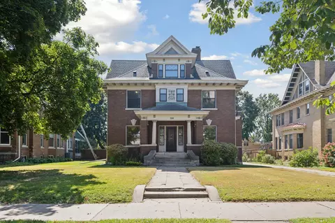 786 Summit Ave, Saint Paul, MN 55105