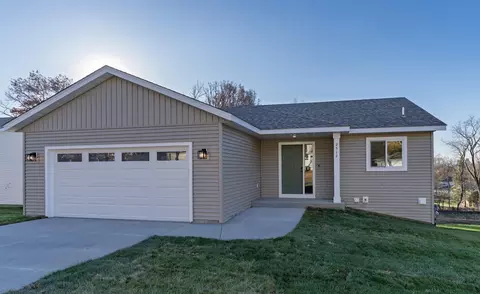 2512 15 St SE, Rochester, MN 55904