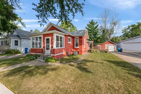 616 Lafayette St, Winona, MN 55987
