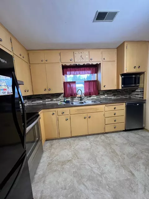 Kitchen - 537 E Ronning Ave, Appleton, MN 56208 photo 1 of 2