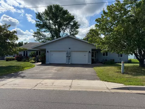 205 Court Ave S, Sandstone, MN 55072