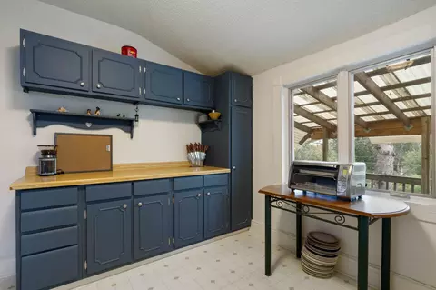 Kitchen - 1016 E 7th St, Duluth, MN 55805 photo 1 of 3