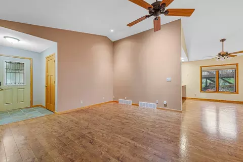 1009 2nd St SE, Faribault, MN 55021 photo 12