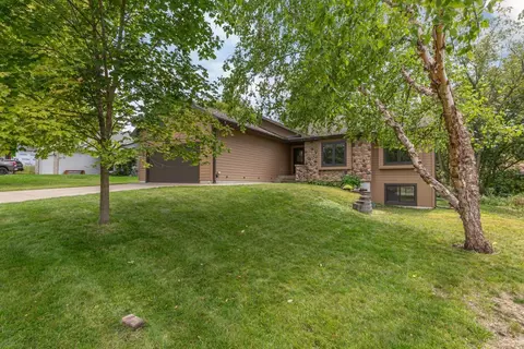 1009 2nd St SE, Faribault, MN 55021 photo 2