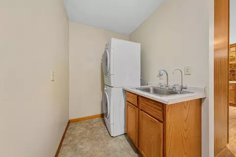 1009 2nd St SE, Faribault, MN 55021 photo 28