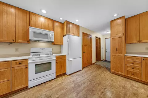 1009 2nd St SE, Faribault, MN 55021 photo 23