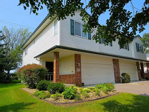 9190 E Point Douglas Ln S, Cottage Grove, MN 55016