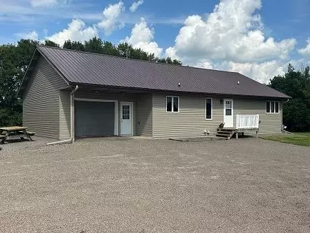 190 90th Ave NE, Clara City, MN 56222