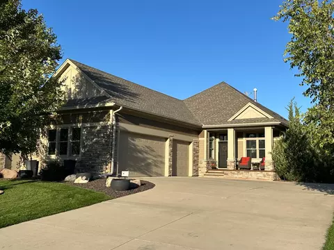 18316 Justice Way, Lakeville, MN 55044