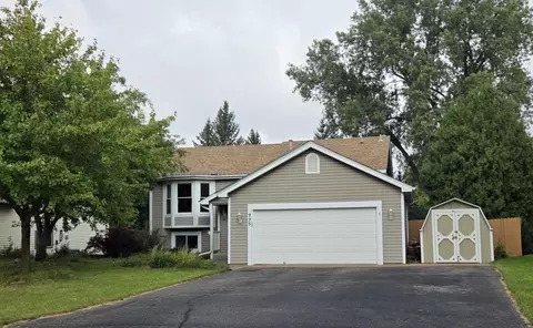 995 Stony Point Rd, Eagan, MN 55123