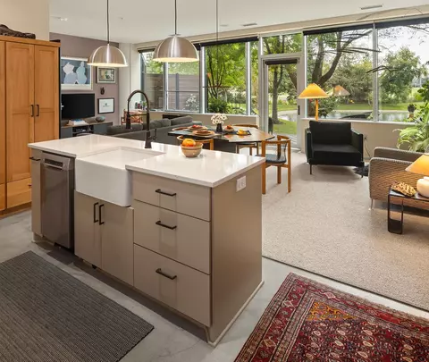 5601 Smetana Dr #111, Minnetonka, MN 55343