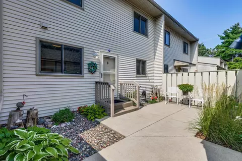 5574 Meister Rd, Fridley, MN 55432