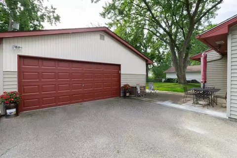 2014 Diffley Rd, Eagan, MN 55122 photo 31