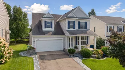 2217 Grimm Rd, Chaska, MN 55318