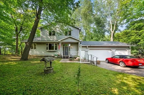 4370 Enchanted Pt, Shorewood, MN 55364