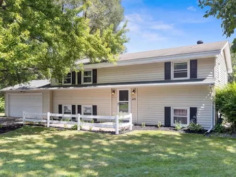 691 20th Ave NW, New Brighton, MN 55112