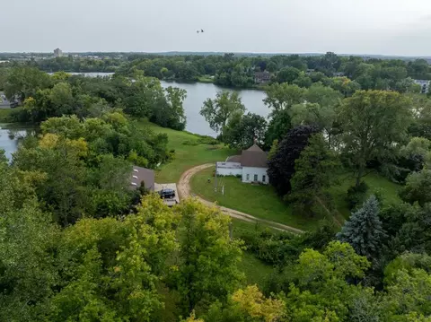 1360 Lone Oak Rd, Eagan, MN 55121 photo 3
