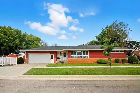 1000 8th St NW, Austin, MN 55912