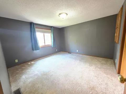 330 6th Ave NE, Plainview, MN 55964 photo 22