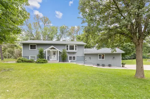4161 Maplewood Rd, Saint Bonifacius, MN 55375