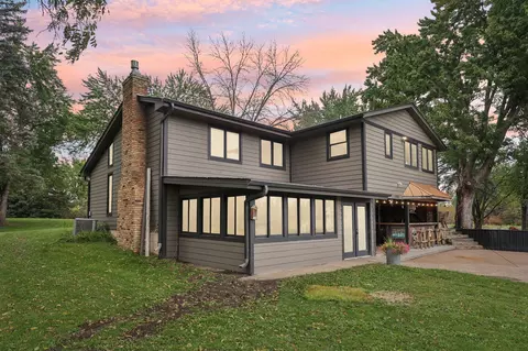 15611 Lexington Ave NE, Ham Lake, MN 55304