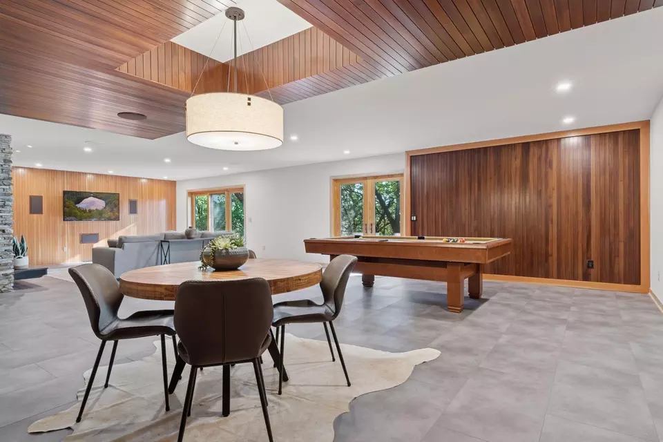 Dining - 10181 Wild Duck Pass, Eden Prairie, MN 55347 photo 5 of 5