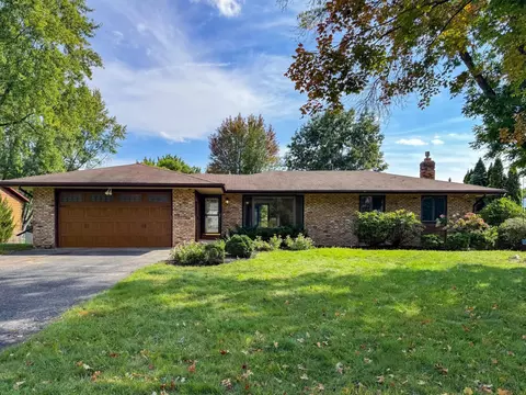 1409 W 102nd St, Bloomington, MN 55431