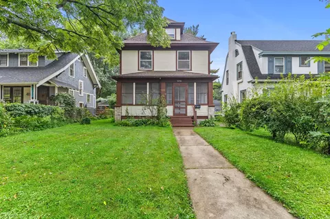 1256 Ashland Ave, Saint Paul, MN 55104