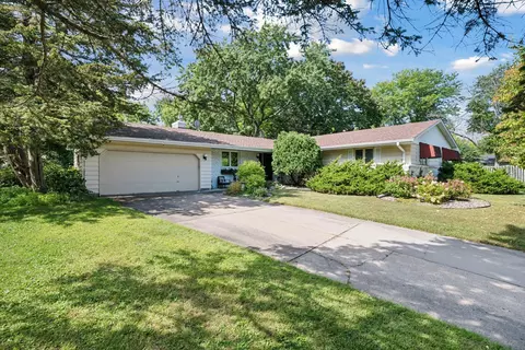 5704 Wycliffe Rd, Edina, MN 55436