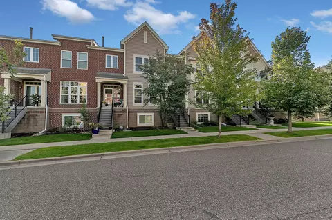 8142 Oakview Ln N #53, Maple Grove, MN 55369