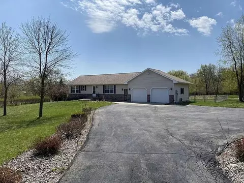 4490 29th St SE, Rochester, MN 55904
