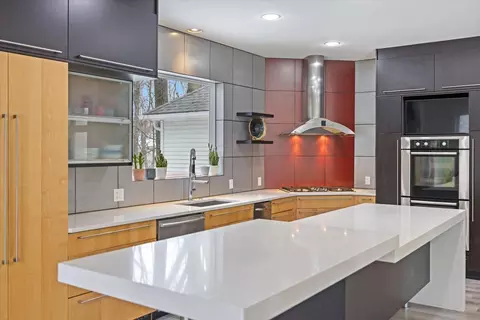 Kitchen - 925 Cliff Rd, Eagan, MN 55123 photo 2 of 7