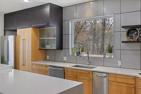 Kitchen - 925 Cliff Rd, Eagan, MN 55123 photo 3 of 7