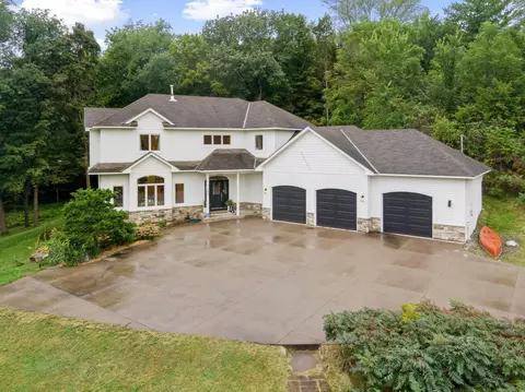 7065 Woodland Trl, Greenfield, MN 55373