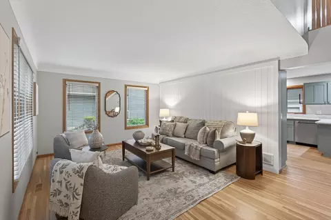 839 Arbogast St, Shoreview, MN 55126