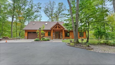 33666 Breezy Dr, Burtrum, MN 56318