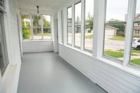 Exterior - 528 N Broadway St, Spring Valley, MN 55975 photo 3 of 5