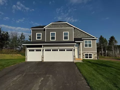 550 Lagrandeur Rd, Somerset, WI 54025