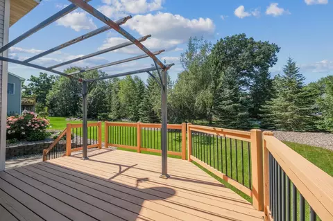 4907 Jamie Rose Ct, Eagan, MN 55122 photo 34