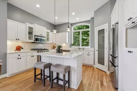 4907 Jamie Rose Ct, Eagan, MN 55122 photo 8