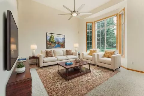 17583 Foxboro Ln, Farmington, MN 55024
